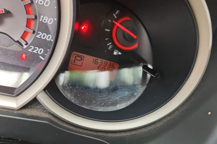 Used Nissan Sylphy 2012 Classic 1.6XE Automatic Comfort Edition Odometer Close Up