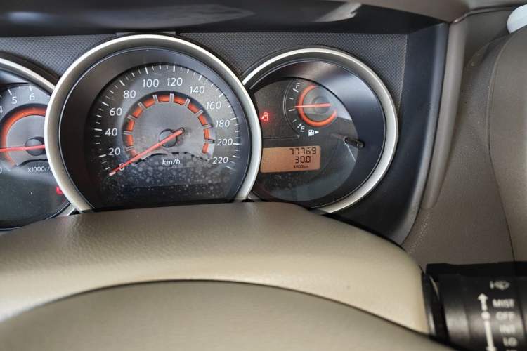 Used Nissan Sylphy 2012 Classic 1.6XE Manual Comfort Edition Odometer Close Up