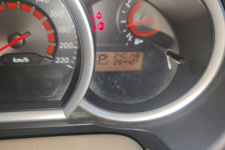 Used Nissan Sylphy 2012 Classic 1.6XE Automatic Comfort Edition Odometer Close Up