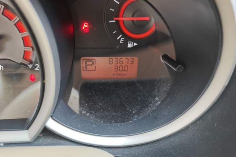 Used Nissan Sylphy 2012 Classic 1.6XE Automatic Comfort Edition Odometer Close Up
