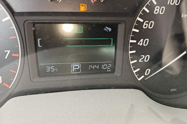 Used Nissan Sylphy 2012 1.6 XL CVT Luxury Edition Odometer Close Up