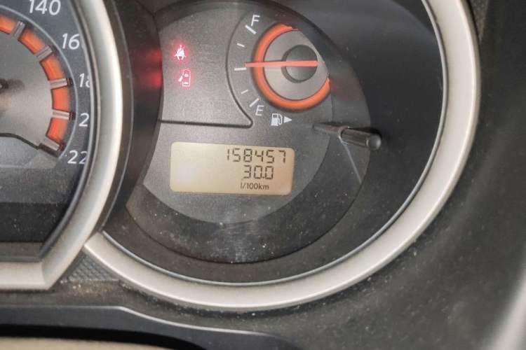 Used Nissan Sylphy 2012 Classic 1.6XE Manual Comfort Edition Odometer Close Up