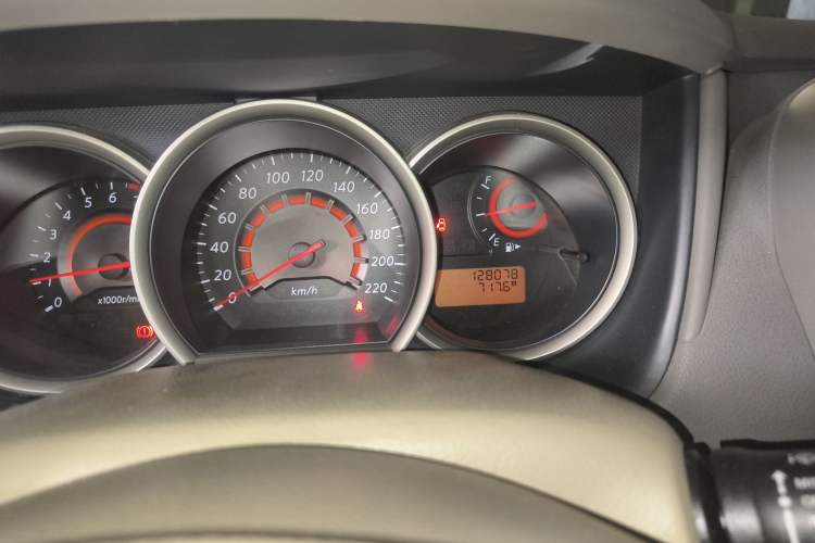 Used Nissan Sylphy 2012 Classic 1.6XE Manual Comfort Edition Odometer Close Up