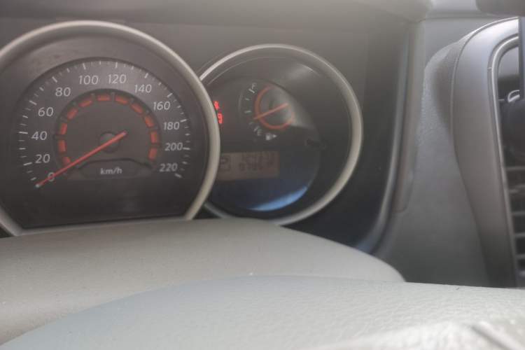 Used Nissan Sylphy 2012 Classic 1.6XE Automatic Comfort Edition Odometer Close Up