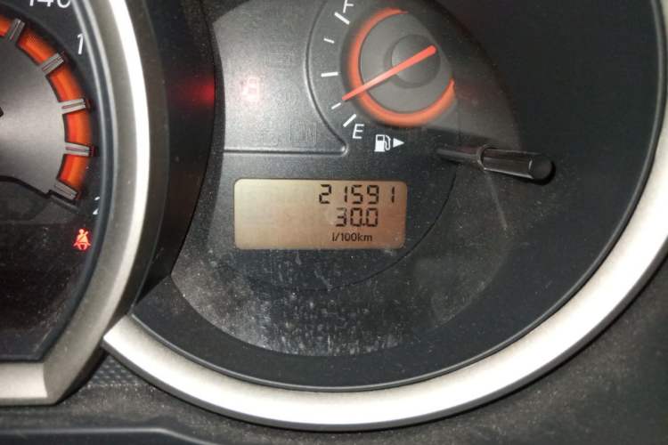 Used Nissan Sylphy 2012 Classic 1.6XE Manual Comfort Edition Odometer Close Up