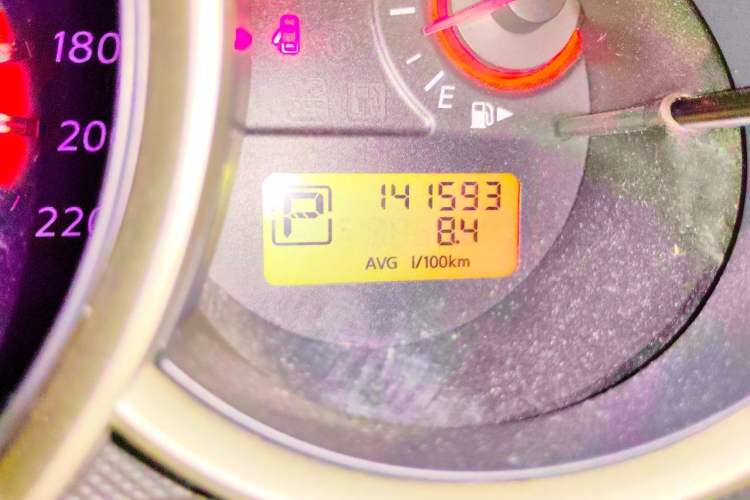 Used Nissan Sylphy 2012 Classic 1.6XE Automatic Comfort Edition Odometer Close Up