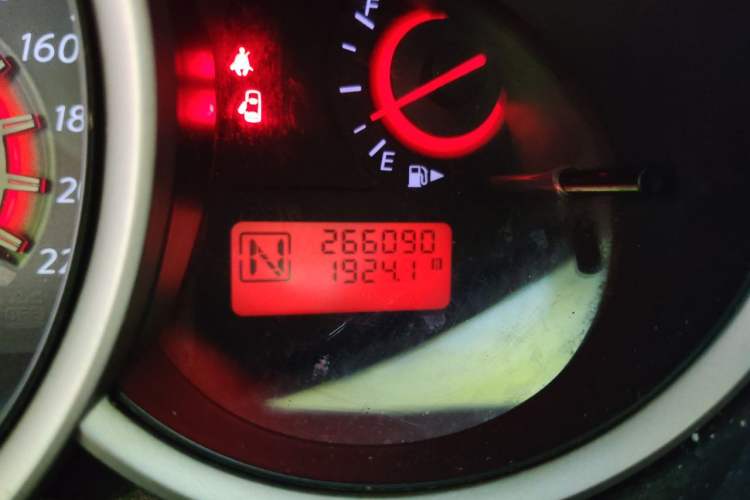 Used Nissan Sylphy 2012 Classic 1.6XE Automatic Comfort Edition Odometer Close Up