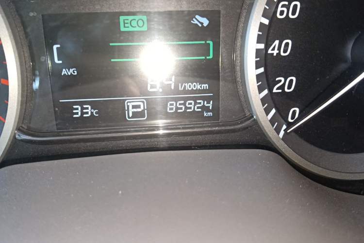Used Nissan Sylphy 2012 1.8XL CVT Luxury Edition Odometer Close Up