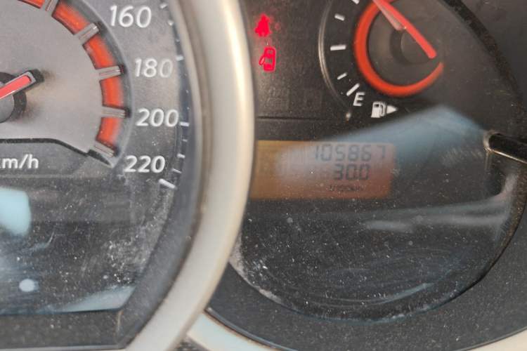 Used Nissan Sylphy 2012 Classic 1.6XE Manual Comfort Edition Odometer Close Up