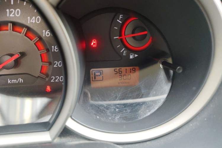 Used Nissan Sylphy 2012 Classic 1.6XE Automatic Comfort Edition Odometer Close Up