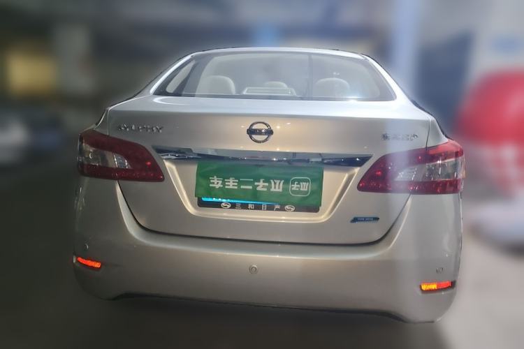 Used Nissan Sylphy 2012 1.6 XL Manual Luxury Edition Rear