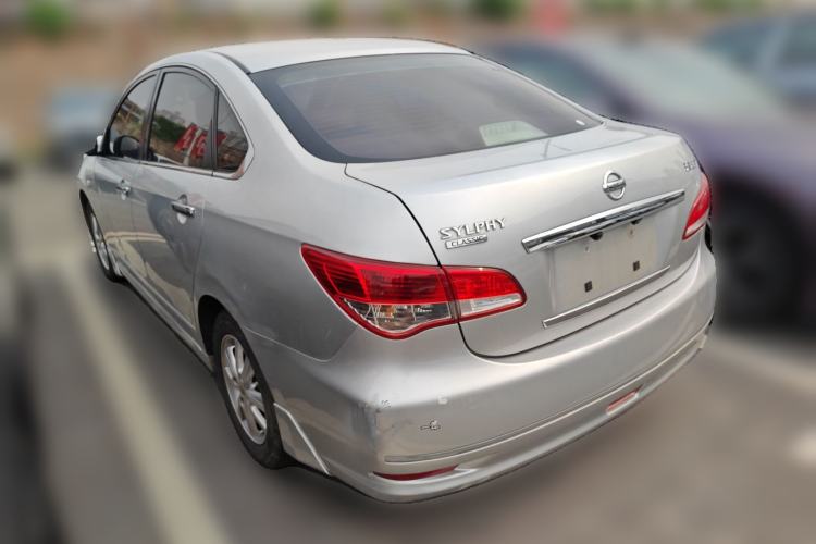 Used Nissan Sylphy 2012 Classic 1.6XE Automatic Comfort Edition Exterior 2