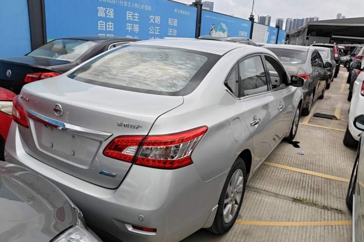 Used Nissan Sylphy 2012 1.6 XL CVT Luxury Edition Rear Right 45 Deg