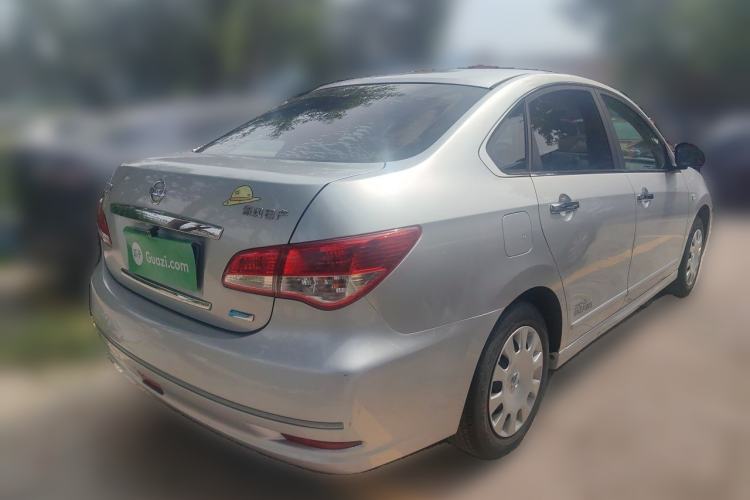Used Nissan Sylphy 2012 Classic 1.6XE Manual Comfort Edition Rear Right 45 Deg