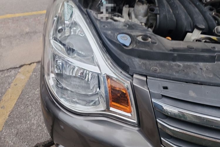 Used Nissan Sylphy 2012 Classic 1.6XE Manual Comfort Edition Right Front Headlight