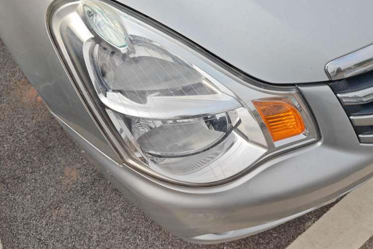 Used Nissan Sylphy 2012 Classic 1.6XE Automatic Comfort Edition Exterior 3