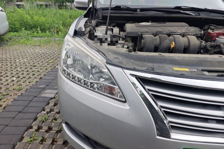 Used Nissan Sylphy 2012 1.8XL CVT Luxury Edition Right Front Headlight