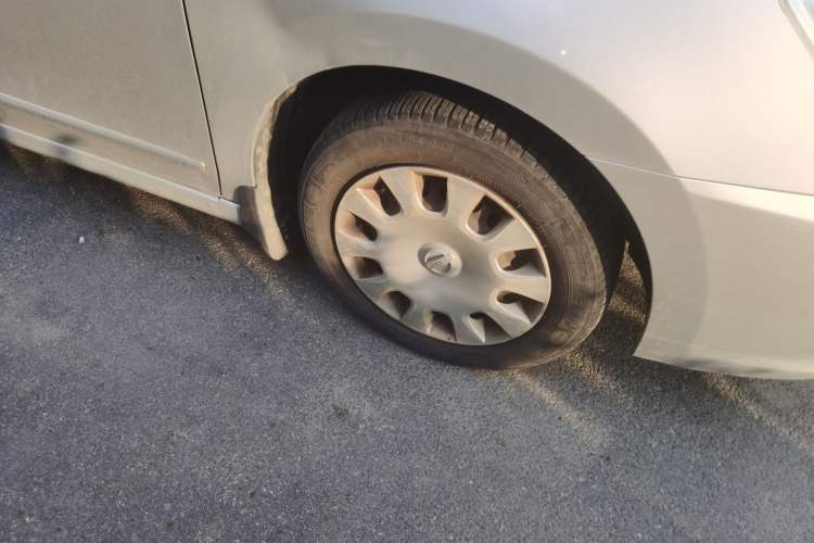 Used Nissan Sylphy 2012 Classic 1.6XE Automatic Comfort Edition Right Front Wheel Hub
