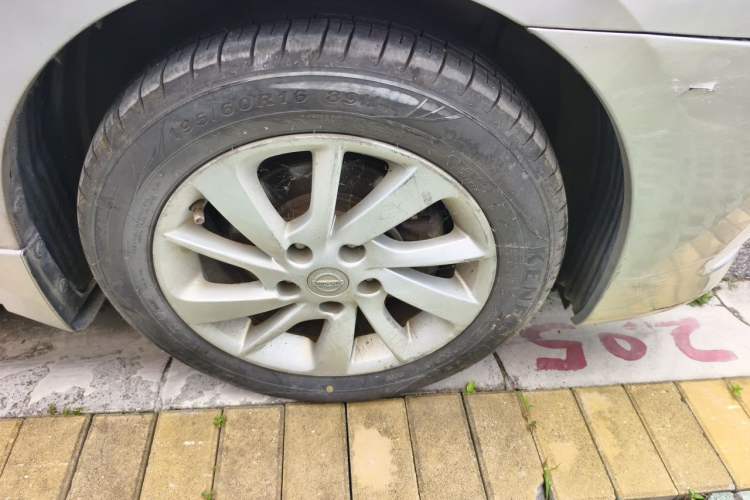 Used Nissan Sylphy 2012 1.6 XL Manual Luxury Edition Right Front Wheel Hub