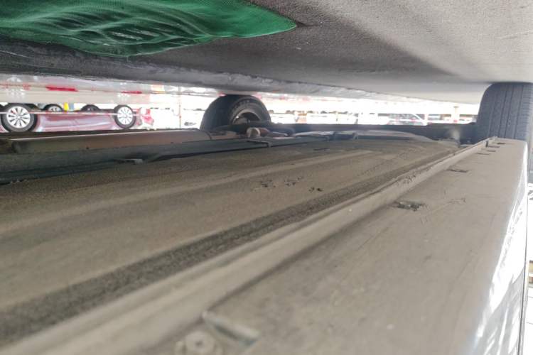 Used Nissan Sylphy 2012 Classic 1.6XE Automatic Comfort Edition Right Side Sill