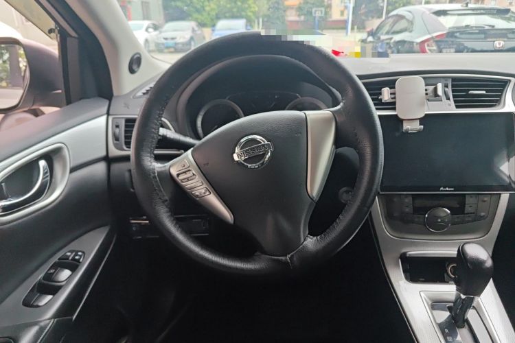 Used Nissan Sylphy 2012 1.8XL CVT Luxury Edition Steering Wheel