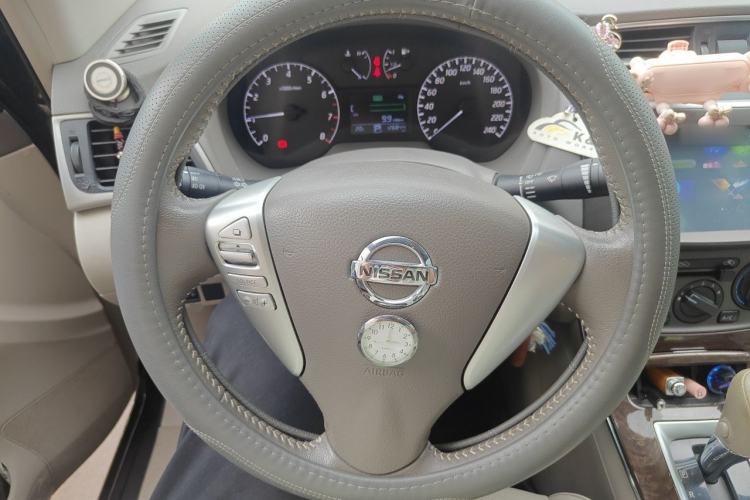 Used Nissan Sylphy 2012 1.6 XL CVT Luxury Edition Steering Wheel