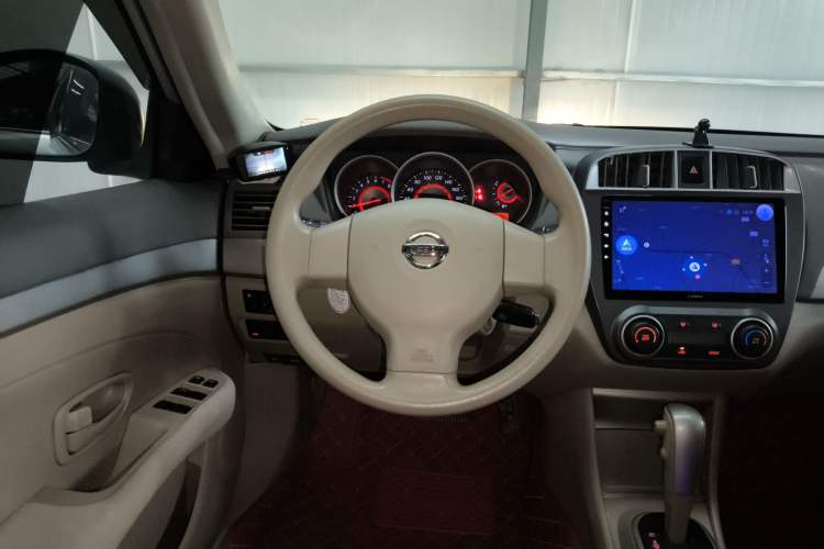 Used Nissan Sylphy 2012 Classic 1.6XE Automatic Comfort Edition Steering Wheel