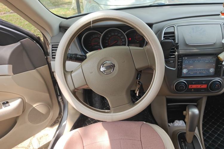 Used Nissan Sylphy 2012 Classic 1.6XE Automatic Comfort Edition Steering Wheel