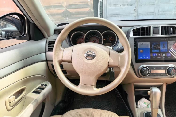 Used Nissan Sylphy 2012 Classic 1.6XE Automatic Comfort Edition Steering Wheel
