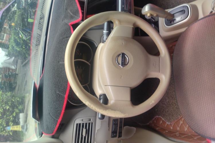 Used Nissan Sylphy 2012 Classic 1.6XE Automatic Comfort Edition Steering Wheel