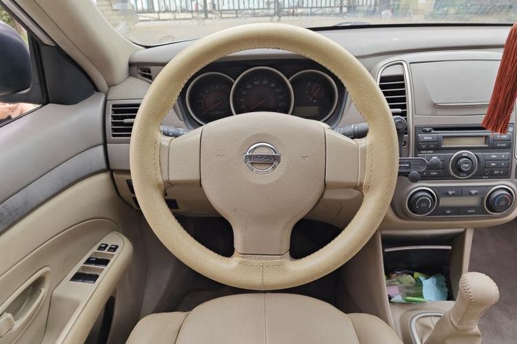 Used Nissan Sylphy 2012 Classic 1.6XE Manual Comfort Edition Steering Wheel