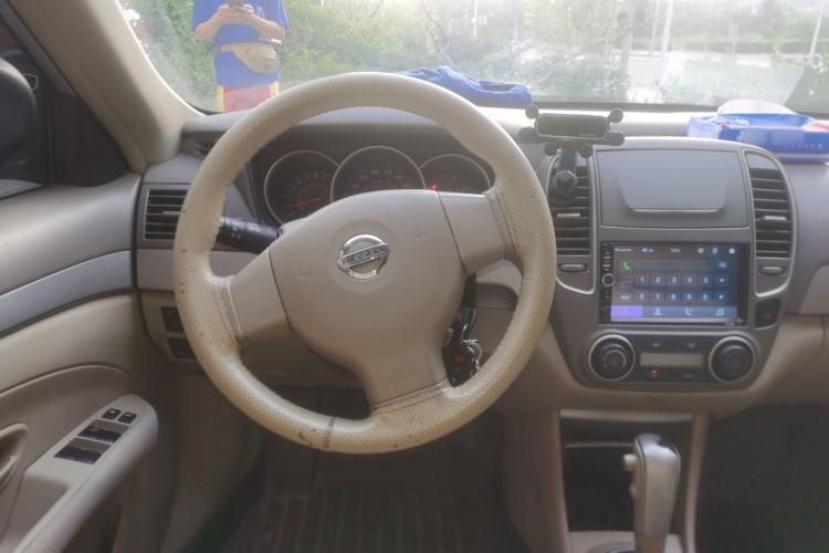 Used Nissan Sylphy 2012 Classic 1.6XE Automatic Comfort Edition Steering Wheel
