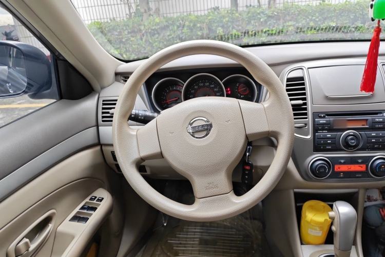 Used Nissan Sylphy 2012 Classic 1.6 XL Automatic Luxury Edition Steering Wheel