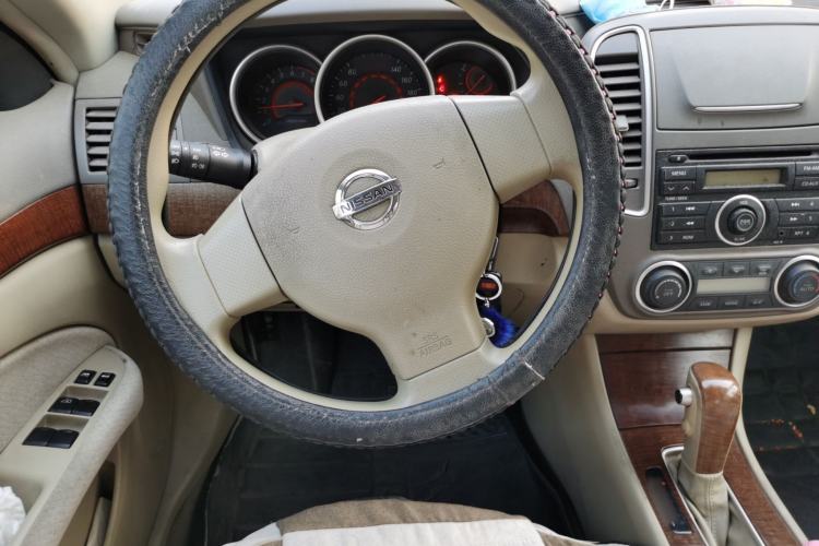 Used Nissan Sylphy 2012 Classic 1.6XE Automatic Comfort Edition Steering Wheel
