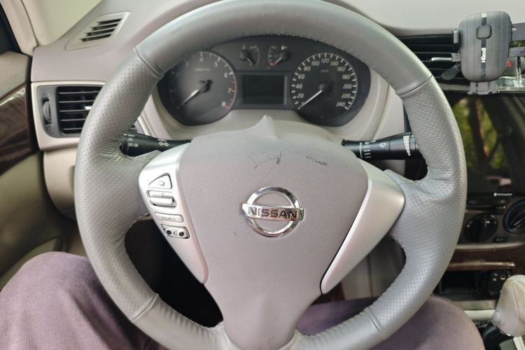 Used Nissan Sylphy 2012 1.6 XL CVT Luxury Edition Steering Wheel