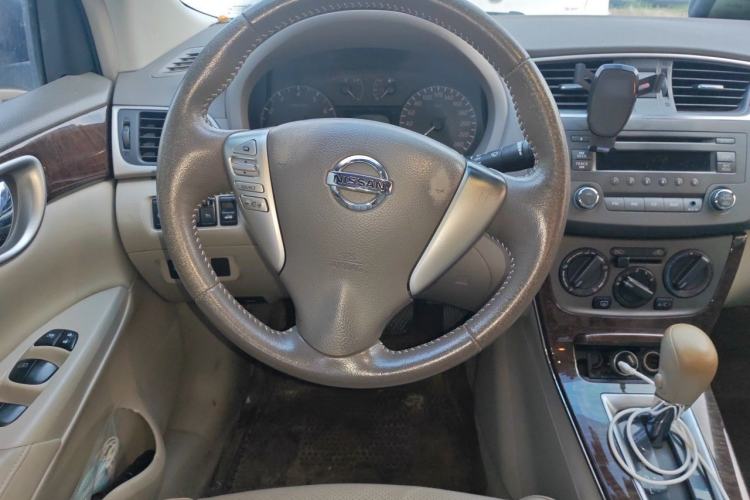 Used Nissan Sylphy 2012 1.6 XL CVT Luxury Edition Steering Wheel
