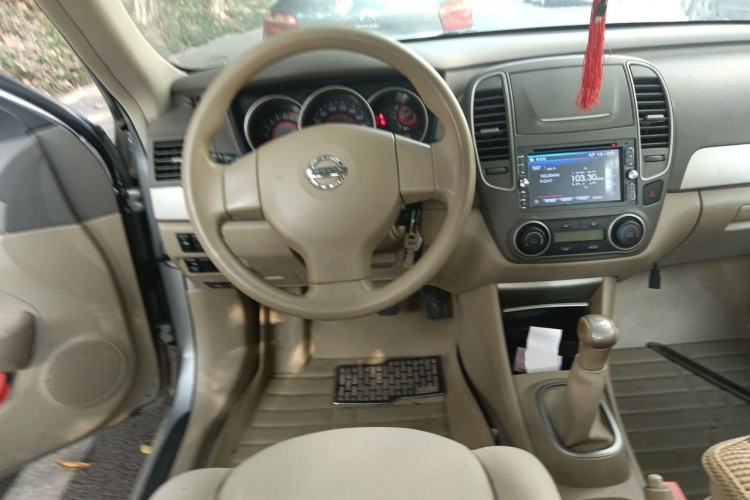 Used Nissan Sylphy 2012 Classic 1.6XE Manual Comfort Edition Steering Wheel