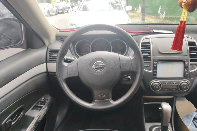 Used Nissan Sylphy 2012 Classic 1.6XE Automatic Comfort Edition Steering Wheel