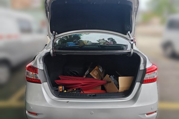 Used Nissan Sylphy 2012 1.8XL CVT Luxury Edition Trunk