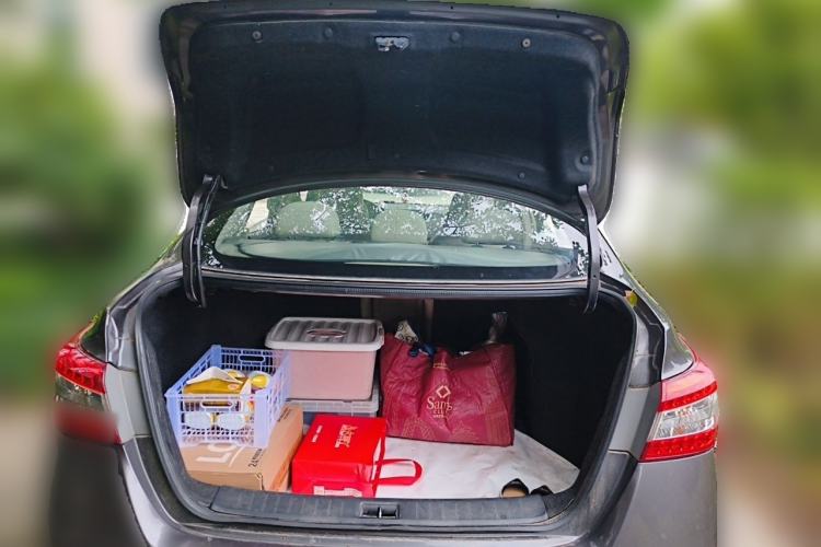 Used Nissan Sylphy 2012 1.6 XL CVT Luxury Edition Trunk