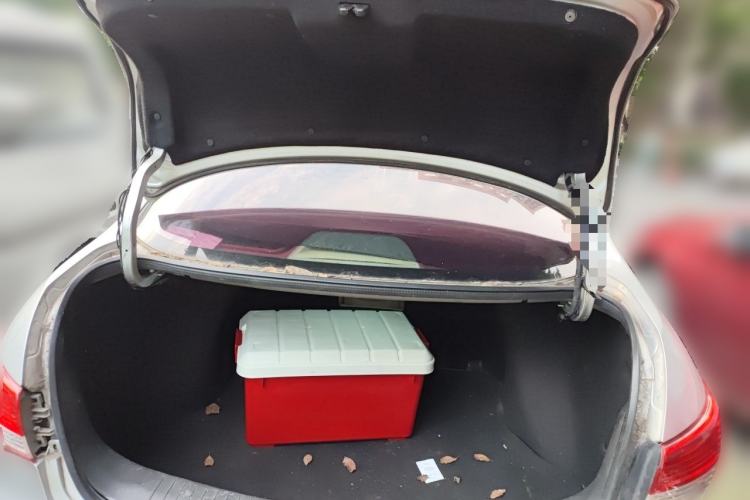 Used Nissan Sylphy 2012 Classic 1.6 XL Automatic Luxury Edition Trunk
