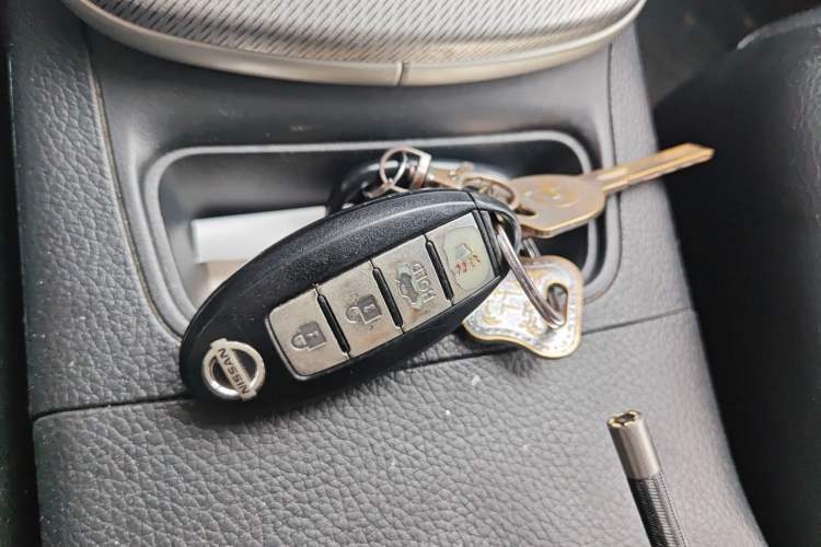 Used Nissan Sylphy 2012 1.8XL CVT Luxury Edition Vehicle Key