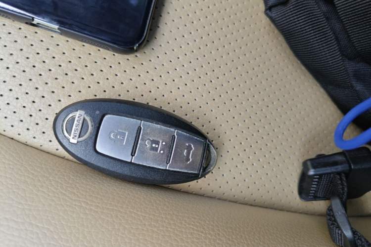 Used Nissan Sylphy 2012 Classic 1.6XE Automatic Comfort Edition Vehicle Key
