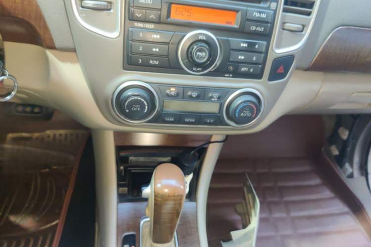 Used Nissan Sylphy 2012 Classic 1.6XE Automatic Comfort Edition Vehicle Key