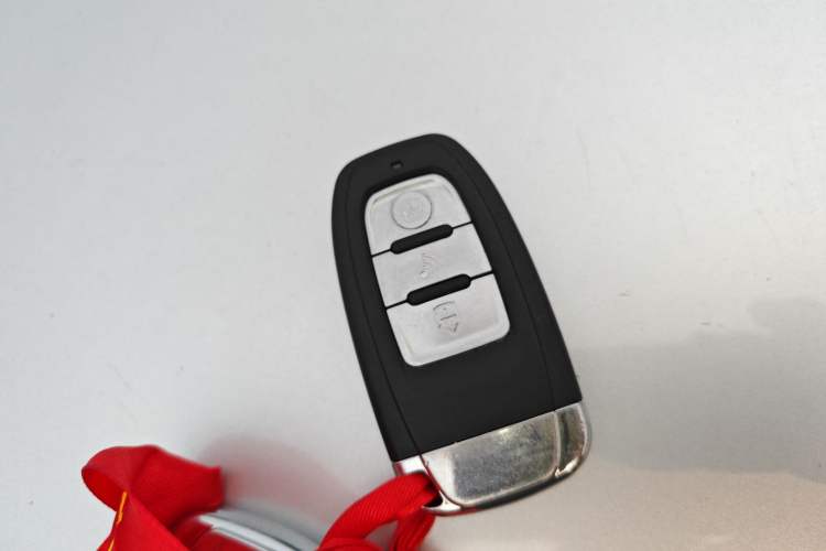 Used Nissan Sylphy 2012 Classic 1.6XE Automatic Comfort Edition Interior 1