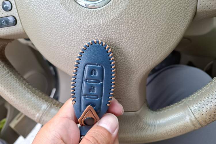 Used Nissan Sylphy 2012 Classic 1.6XE Automatic Comfort Edition Vehicle Key