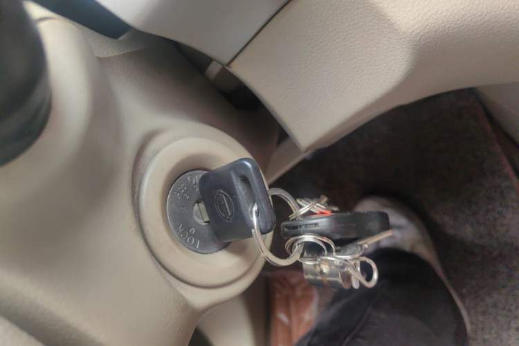 Used Nissan Sylphy 2012 Classic 1.6XE Automatic Comfort Edition Vehicle Key