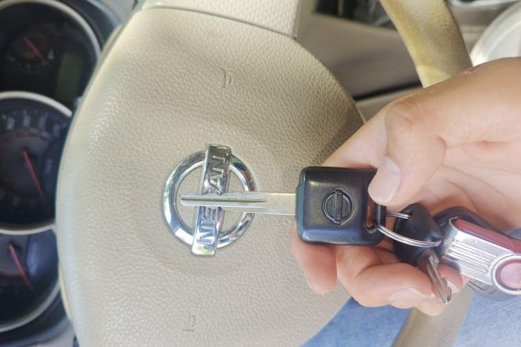 Used Nissan Sylphy 2012 Classic 1.6XE Automatic Comfort Edition Vehicle Key