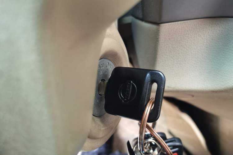 Used Nissan Sylphy 2012 Classic 1.6XE Automatic Comfort Edition Vehicle Key