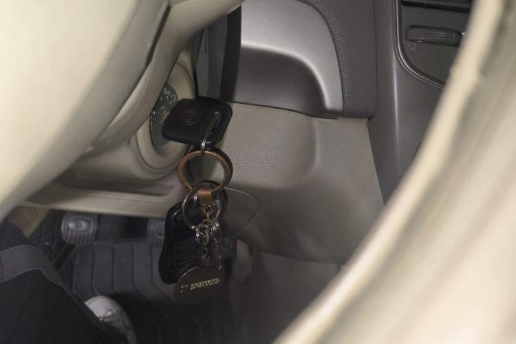 Used Nissan Sylphy 2012 Classic 1.6XE Manual Comfort Edition Vehicle Key